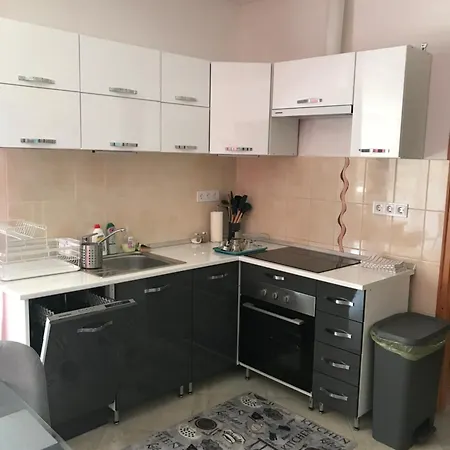 Viragek Vendeghaza Appartement